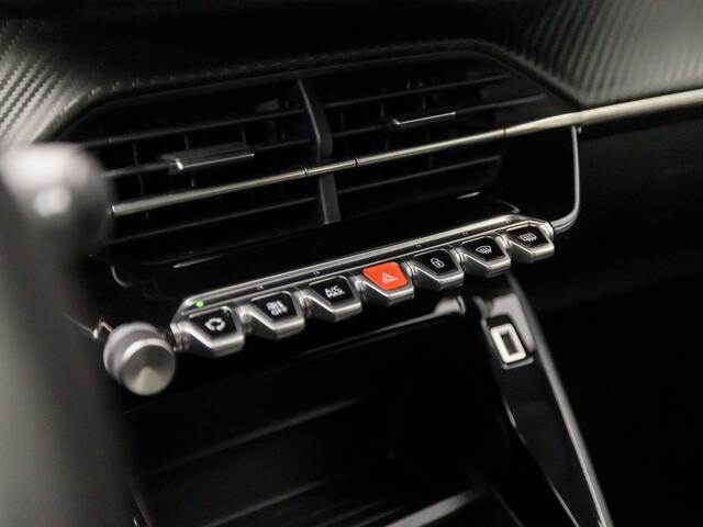 Peugeot 208 1.2 PureTech Allure Sport Automaat (APPLE CARPLAY, GROOT NAVI, LANE ASSIST, SPORTSTOELEN, PARKEERSENSOREN, CRUISE, DAB+, NIEUWSTAAT)