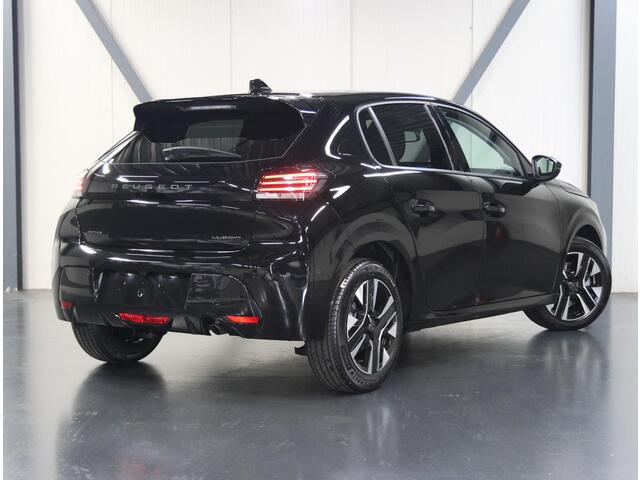 Peugeot 208 1.2 Hybrid 110 e-DCS6 Allure | Incl. ¤4.240,- Korting! | Camera Voor/Achter | Navigatie | Dodehoekdetectie | CruiseControl | AppleCarPlay/AndroidAuto | ClimateControl |