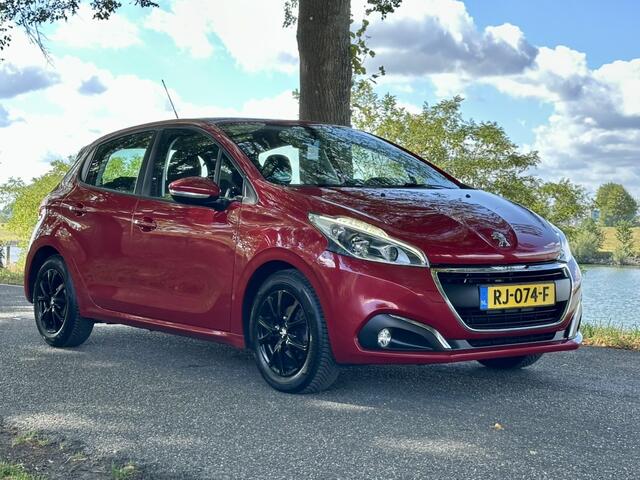 Peugeot 208 1.2 PureTech Blue Lion | Apple carplay | Airco | Zeer goed onderhouden