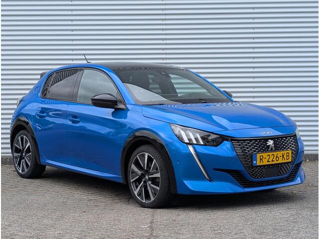 Peugeot 208 GT-Line 1.2 Turbo 130pk AUTOMAAT | LEDEREN BEKLEDING | NAVI | GLAZEN PANORAMADAK | CAMERA | ADAPTIEVE CRUISE | STOELVERWARMING