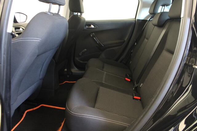 Peugeot 208 1.2 PureTech Blue Lion