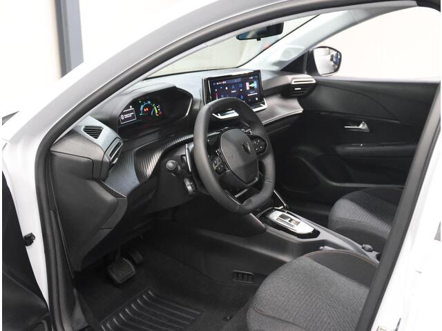 Peugeot 208 1.2 Hybrid 110 e-DCS6 Style | Incl. ¤3.650,- Korting! | CruiseControl | Airco | Verkeersbordherkenning | AppleCarPlay/AndroidAuto |