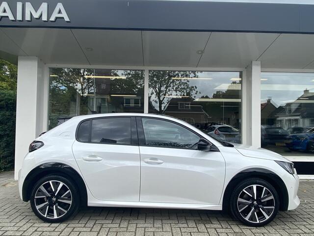 Peugeot 208 GT 1.2T 100pk | Digital Cockpit | Navigatie | Achteruitrijcamera | Keyless Entry | Dodehoek detectie | Parkeersensoren voor & achter