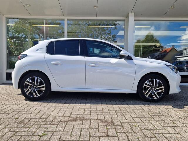 Peugeot 208 1.2T Automaat Blue Lease Allure | Afneembare Trekhaak | Navigatie | Climate & Adaptive Cruise Control | Achter uit Rijd Camera |