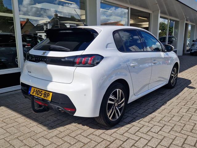 Peugeot 208 1.2T Automaat Blue Lease Allure | Afneembare Trekhaak | Navigatie | Climate & Adaptive Cruise Control | Achter uit Rijd Camera |
