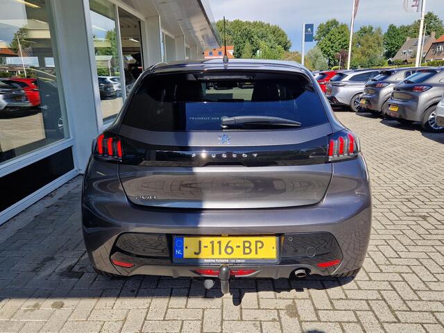 Peugeot 208 1.2 PureTech Blue Lease Allure | Trekhaak | Climate & Cruise Control | Navigatie | 3D-Cockpit |