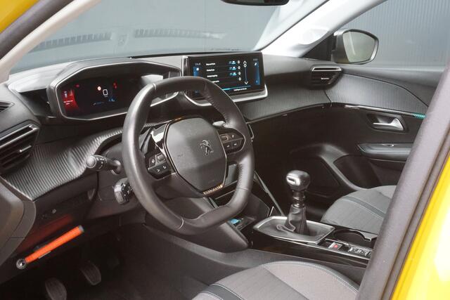 Peugeot 208 1.5 BlueHDi Allure Pack | Origineel NL | ACC | 3D Cockpit | Camera | Navigatie | Airco |