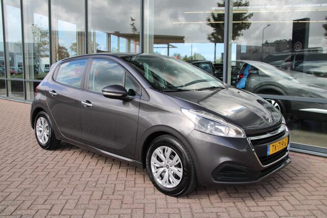 Peugeot 208 1.2 PureTech Active Airco Navi Carplay DAB 5-drs