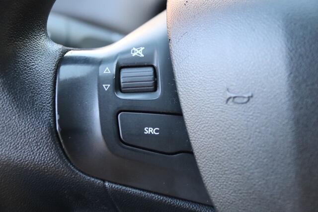 Peugeot 208 1.2 PureTech Blue Lion