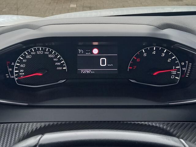 Peugeot 208 1.2 PureTech Active met o.a. Navigatie, Parkeersensoren en Bluetooth!