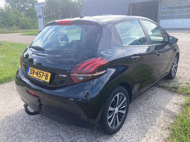 Peugeot 208 1.2 PureTech Allure