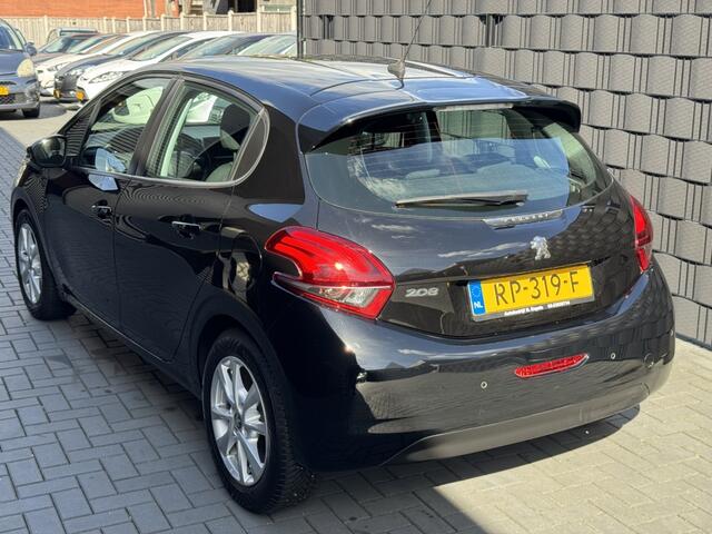 Peugeot 208 1.2 PureT. Blue Lion| 5DRS| NAVI| CLIMA| CRUISE| LM| NAP
