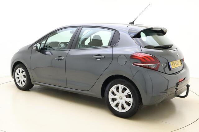 Peugeot 208 1.2 PureTech Active | Navigatie | Trekhaak | Airco | 5 deuren | Metaallak | Cruise control | Elektrische ramen