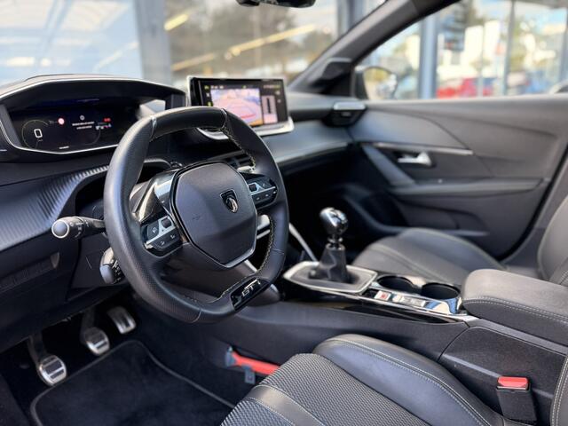 Peugeot 208 1.2 PT 100 GT