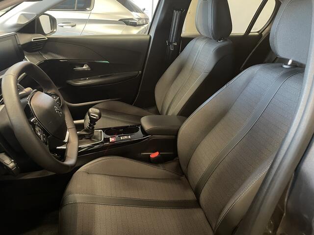 Peugeot 208 1.2 PureTech Allure Pack 100pk ACHTERUIRIJCAMERA-VERWAMDE VOORSTOELEN-CLIMATE CONTROL-KEYLESS ENTRY