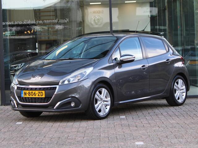 Peugeot 208 1.2 PureTech Signature | Navi / Airco / Trekhaak