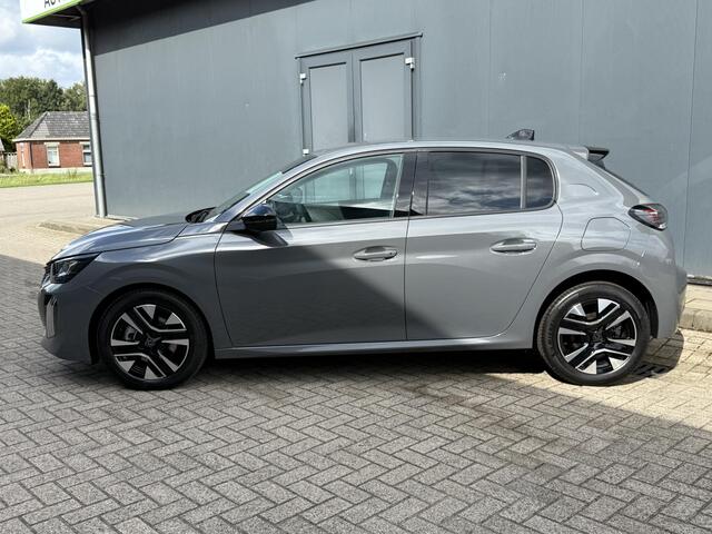Peugeot 208 1.2 100pk Allure / Fabrieksgarantie tot 26-02-2027 / Navigatie / Android Auto/Apple Carplay / Rondomzicht Camera / Stoelverwarming