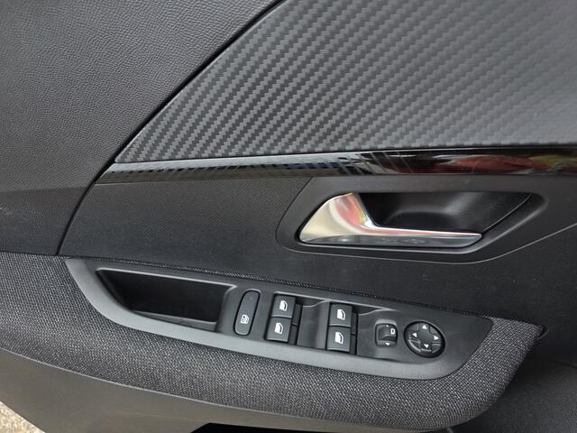 Peugeot 208 1.2 Hybrid 110 e-DCS6 Style |CARPLAY|GARANTIE|¤17230NETTO