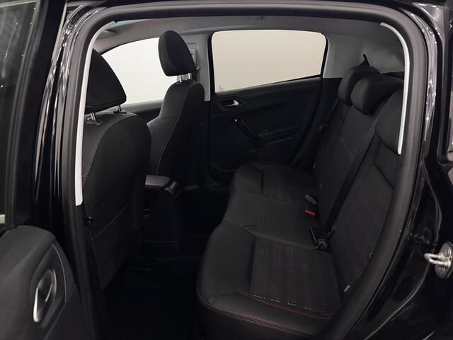 Peugeot 208 1.2 GT-line Half leder, Pano, Navi, Camera, Clima, Cruise control, Apple carplay, Lichtmetalen velgen