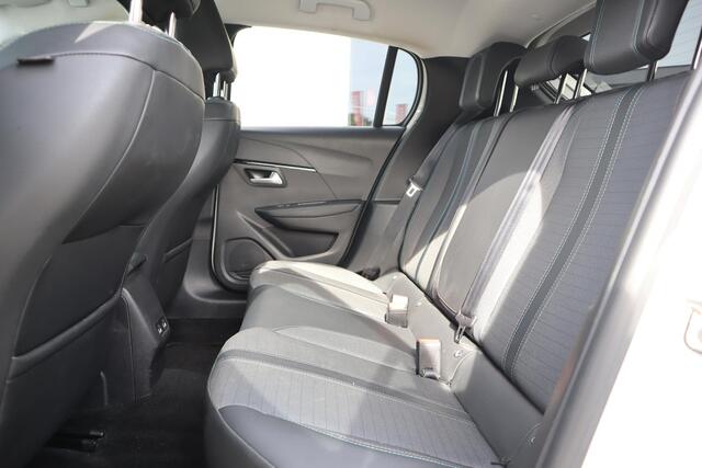 Peugeot 208 1.2 100PK BLUE LEASE ALLURE APPLE CARPLAY|CRUISE|360-CAMERA|DEALERONDERHOUDEN