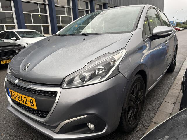 Peugeot 208 1.2 PureTech Signature / 139 DKM / DEALER ONDERHOUDEN