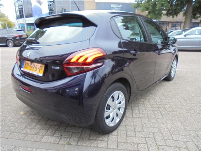 Peugeot 208 1.2 PureTech Blue Lion