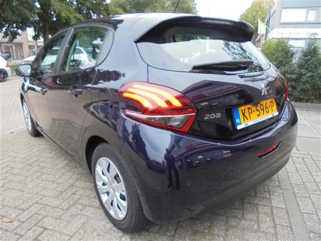 Peugeot 208 1.2 PureTech Blue Lion