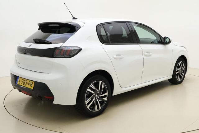 Peugeot 208 1.2 PureTech Allure Pack 100 PK | Handgeschakeld | Camera | Parkeersensor | Start/stop | Navigatie | Cruise Control | Mirror Screen | BTW auto | 1e eigenaar