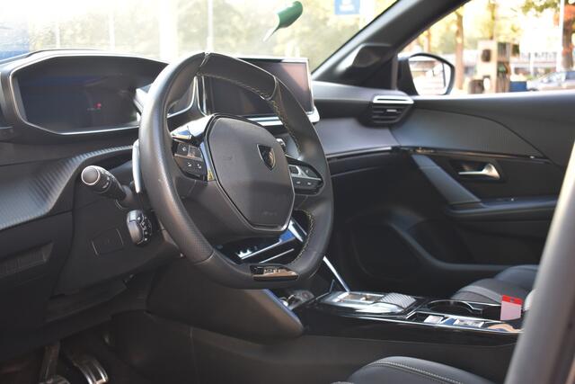 Peugeot 208 1.2 Hybrid 100 e-DCS6 GT Panoramadak | Half-Leder | Sfeerverlichting | BSM | Navigatie | 12 mnd BOVAG garantie | Whatsapp 06-53188999