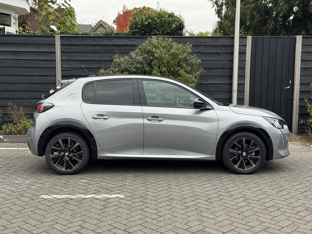 Peugeot 208 GT 1.2 PureTech 100PK Navigatie, Achteruitrijcamera, Keyless, Parkeersensoren, Apple Carplay, Android Auto