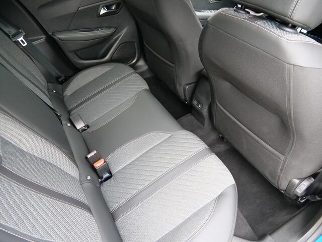 Peugeot 208 1.2 Hybrid 110 e-DCS6 Allure 100 Pk Automaat Navigatie / DAB / Camera's / Apple Carplay