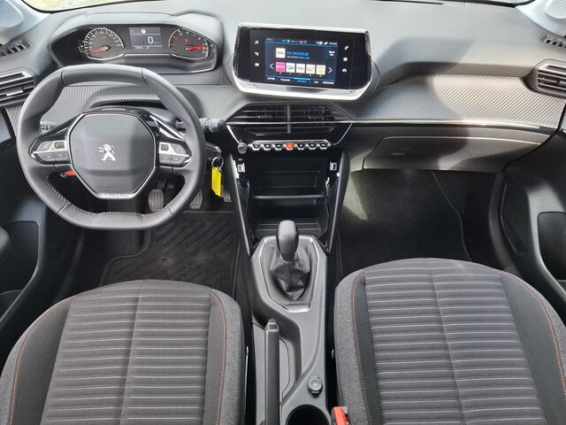 Peugeot 208 1.2 PureTech Active Pack | Navigatie | Parkeersensoren | Apple Carplay en Android Auto |