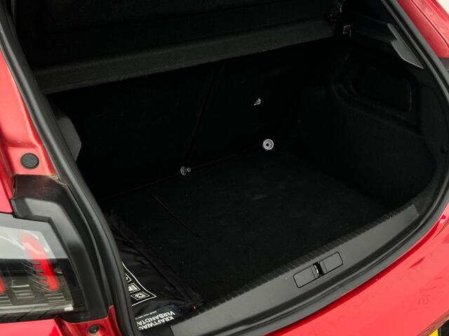 Peugeot 208 1.2 PureTech Allure NL AUTO | PDC | LAGE KM