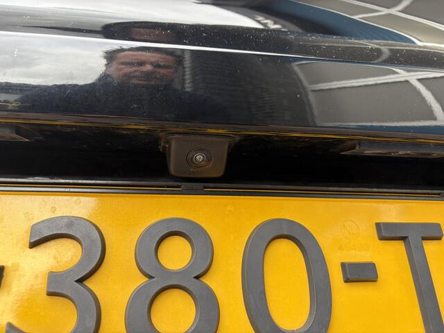 Peugeot 208 1.2 PureTech Blue Lease Allure, navi, trekhaak, climate/cruise