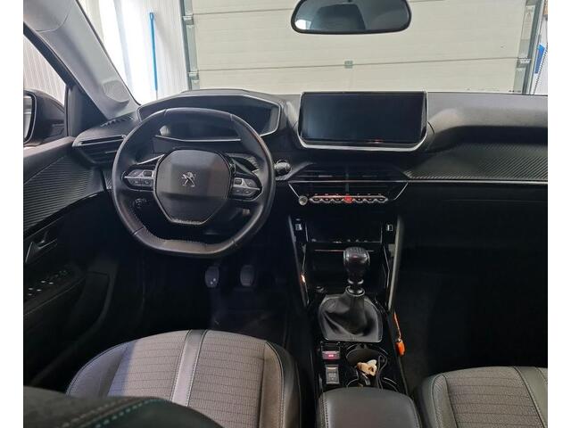 Peugeot 208 1.5 HDi Blue Lease Allure / Trekhaak / Airco-ecc./ Xenon / Pdc.+Camera / Navigatie / Radio-multimedia /