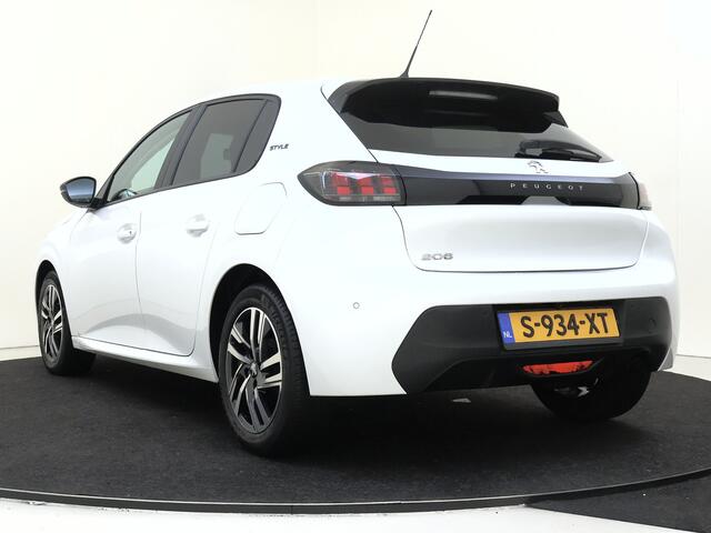 Peugeot 208 1.2 PureTech Style | Carplay | Camera | Navi |