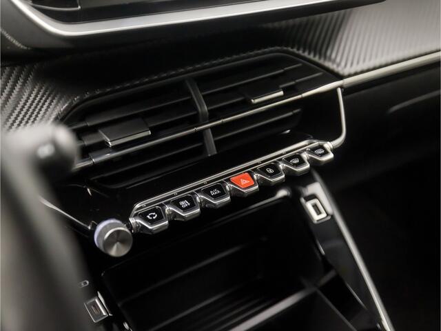 Peugeot 208 1.2 PureTech Sport (APPLE CARPLAY, GROOT NAVI, PARKEERSENSOREN, GETINT GLAS, SPORTSTOELEN, LANE ASSIST, NIEUWE APK, NIEUWSTAAT)
