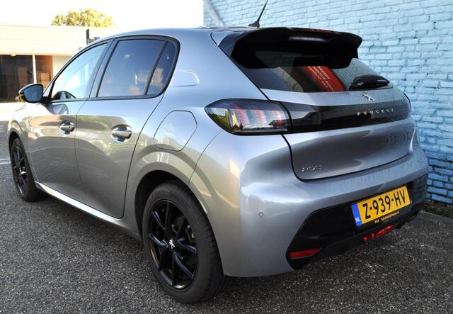 Peugeot 208 1.2 Allure BlackPack Aut Nav LED camera