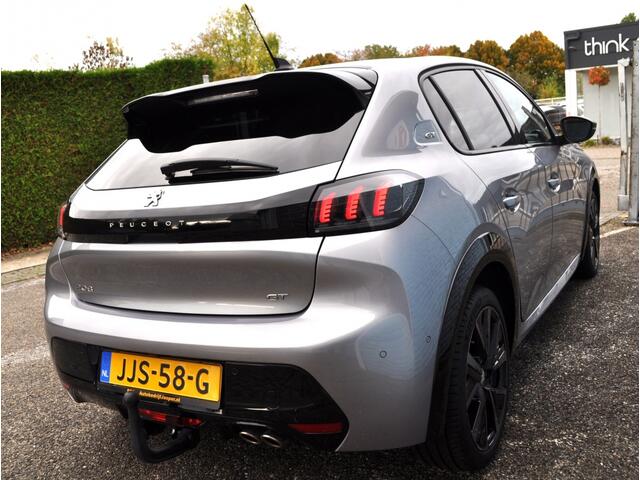 Peugeot 208 1.2 GT 130Pk. Aut. Pano leer/alc nav trh