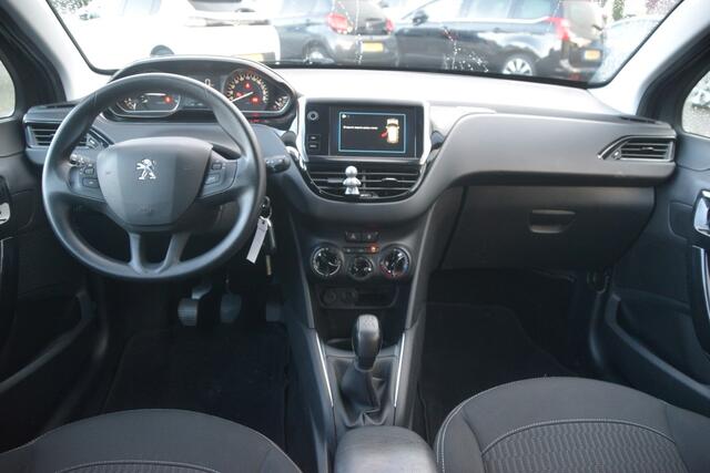Peugeot 208 1.2 PureTech Blue Lion Carplay | DAB | AC | PDC | Navi | Bluetooth | Cruise