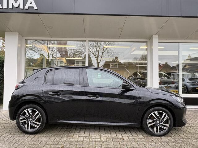 Peugeot 208 1.2T 100pk Allure Pack | Keyless Entry | Stoelverwarming | Apple Cayplay/Android Auto | Achteruitrijcamera | Privacy Glass | LED koplampen