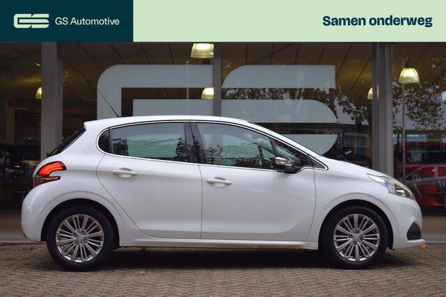 Peugeot 208 1.2 PureTech Allure |CARPLAY|CLIMA|CRUISE|LED