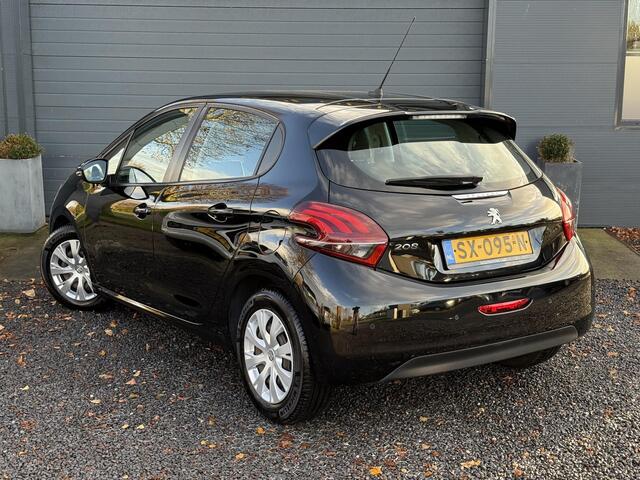 Peugeot 208 1.2 PureTech Blue Lion 2e Eigenaar,Dealer Onderhouden,Navi,Airco,Cruise,Pdc,5 Deurs,N.A.P,Distributie recent vv,Apk tot 07-2026