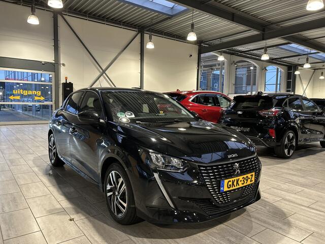 Peugeot 208 PureTech 100pk Allure | Trekhaak | Adapt. Cruise | Camera | Keyless | Stoelverwarming | Apple carplay |