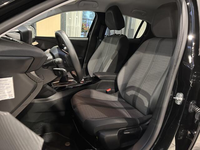 Peugeot 208 PureTech 100pk Allure | Trekhaak | Adapt. Cruise | Camera | Keyless | Stoelverwarming | Apple carplay |