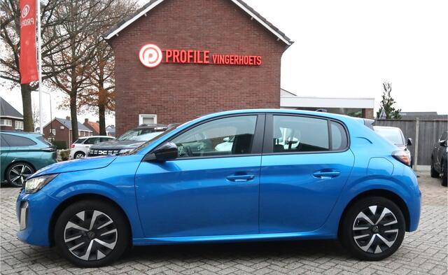 Peugeot 208 100 Pk Benzine Active * Nieuw Model * Navigatie * Airco * Cruise Control * Dab Radio * Yathzee * Draadloos Apple Car Play / Android Auto * Vingerhoets; Vierde Generatie Eersteklas Service !