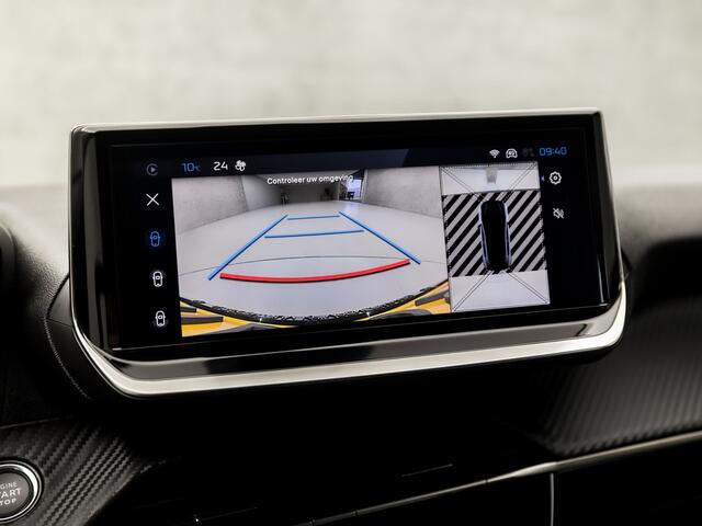 Peugeot 208 1.2 PureTech 100 Allure Sport (VIRTUAL COCKPIT, APPLE CARPLAY, GROOT NAVI, LEDER, 360 CAMERA, KEYLESS, SPORTSTOELEN, GETINT GLAS, LM VELGEN, NIEUWSTAAT)