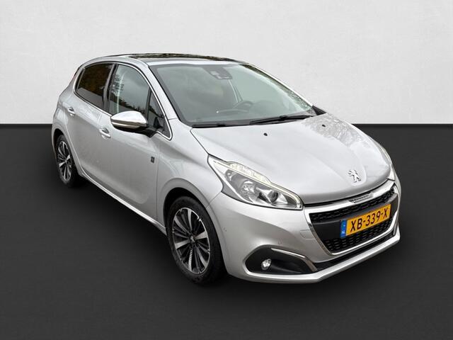 Peugeot 208 1.2 PureTech Tech Edition CRUISE / CAMERA / NAVI / PANO / CLIMATE