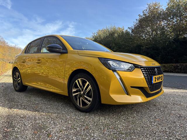 Peugeot 208 1.2 PureTech Allure / Apple Carplay-Android / Camera / Stoelverwarming