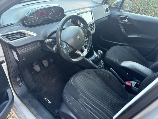 Peugeot 208 1.6 B.HDi Parkeersensoren Euro 6 Lage km